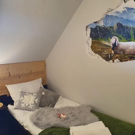 Szymoszkowa Ski & Basen Sauny Jacuzzi - Apartament Szara Owca Koscielisko