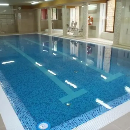 Szymoszkowa & Basen Sauny Jacuzzi - Szara Owca Apartmán *