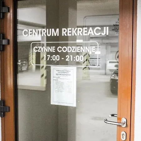 Szymoszkowa & Basen Sauny Jacuzzi - Szara Owca Apartmán